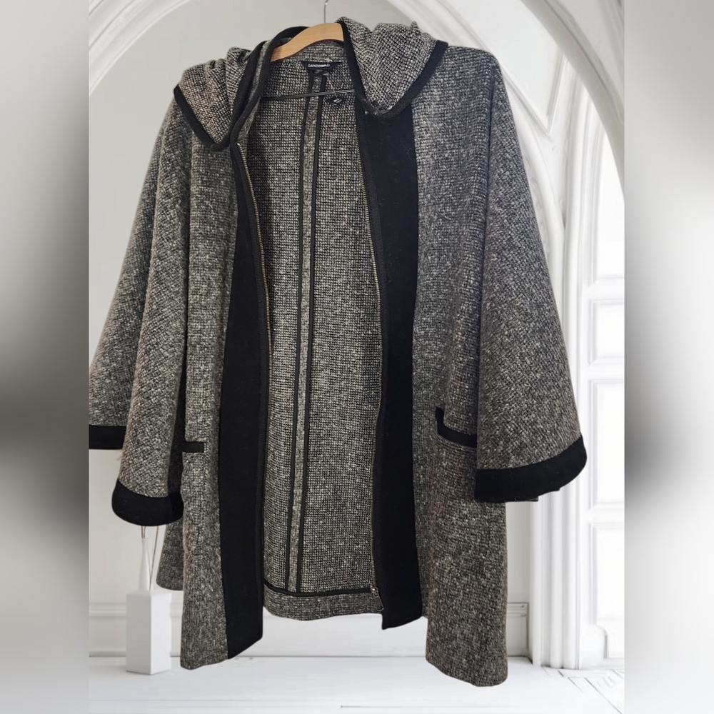 Elegant Women's Gray and Black Coat